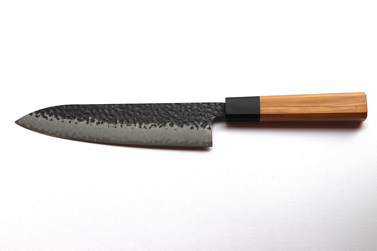 Couteau de chef 8 po – Acier damassé VG-10 & manche en bois d’olivier