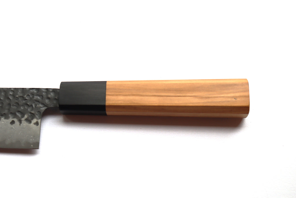 Couteau de chef 8 po – Acier damassé VG-10 & manche en bois d’olivier